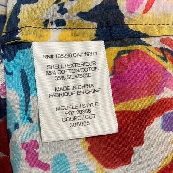 JOIE Floral Peasant Style Smocked Neck Silk Blouse Sz S - Picture 13 of 13